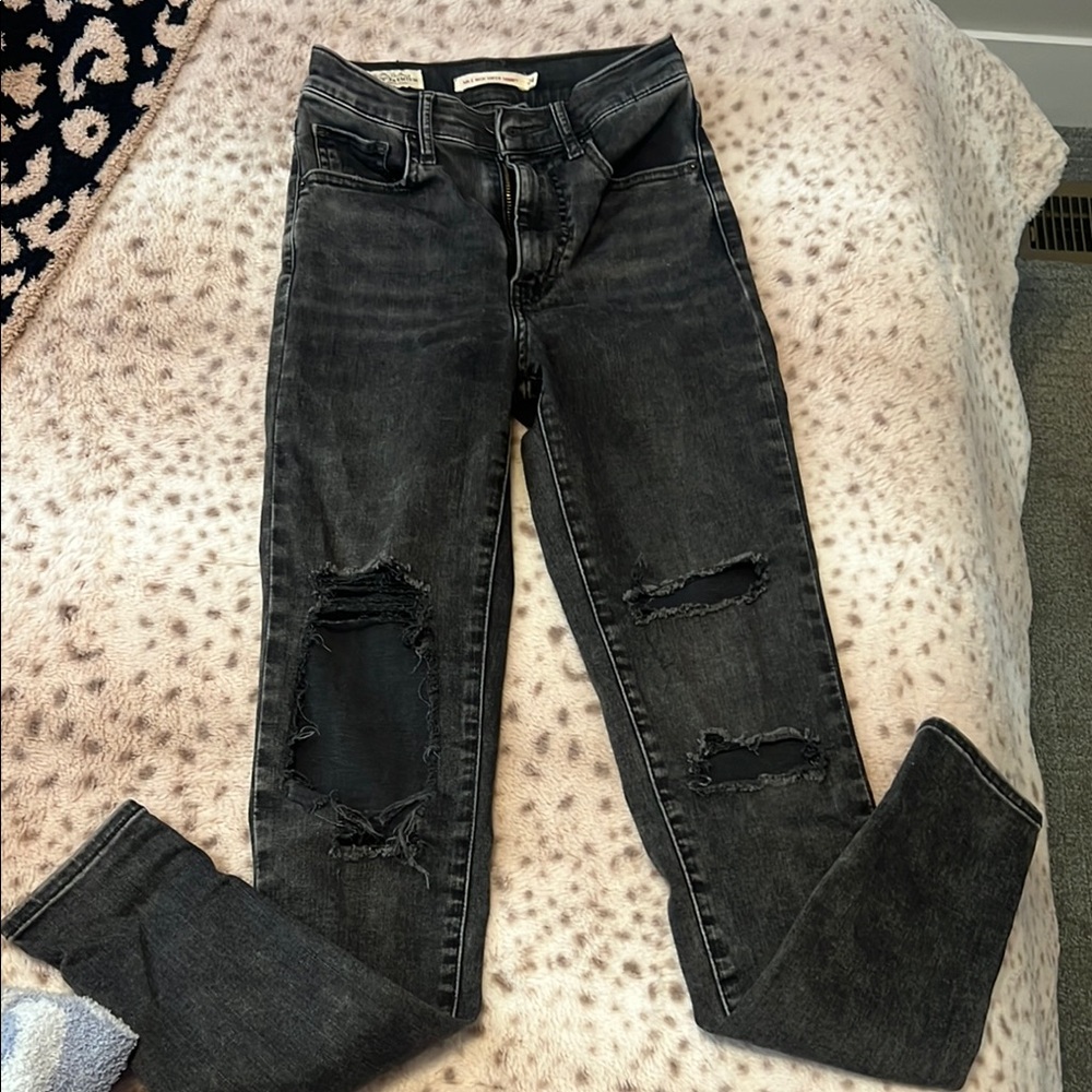 Levi's Black Skinny Jeans with Distressed Knees
